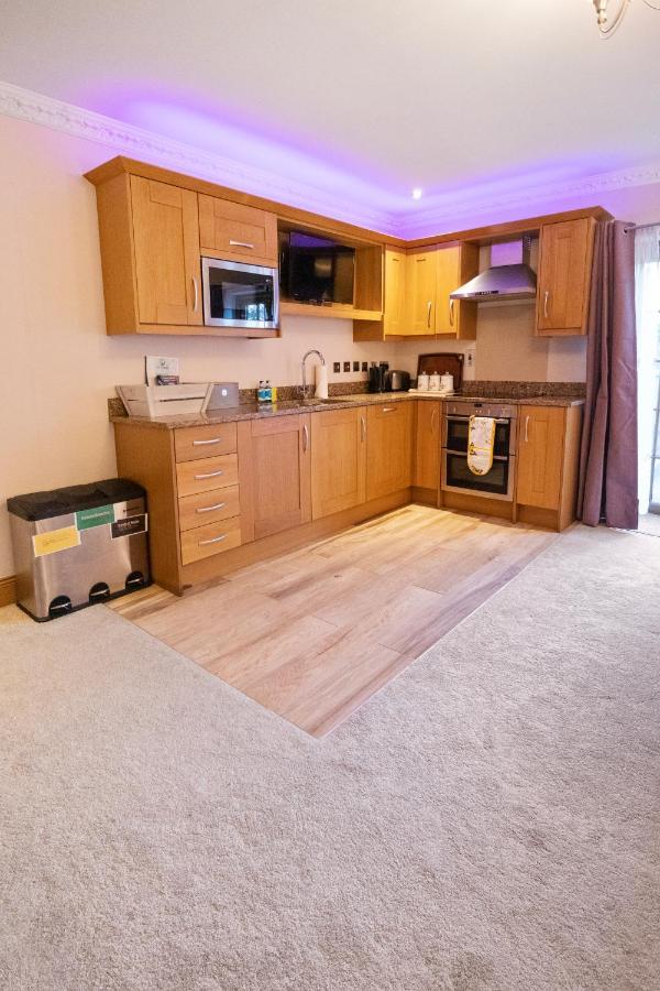 The Lodge - Studio Apartment'S Касл Экстерьер фото