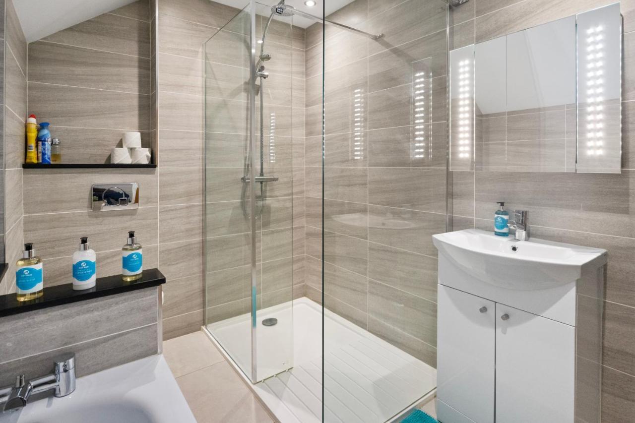 The Lodge - Studio Apartment'S Касл Экстерьер фото